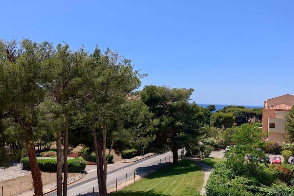 Bel Appartement Avec Piscine Proche Des Plages シス・フール・レ・プラージュ エクステリア 写真