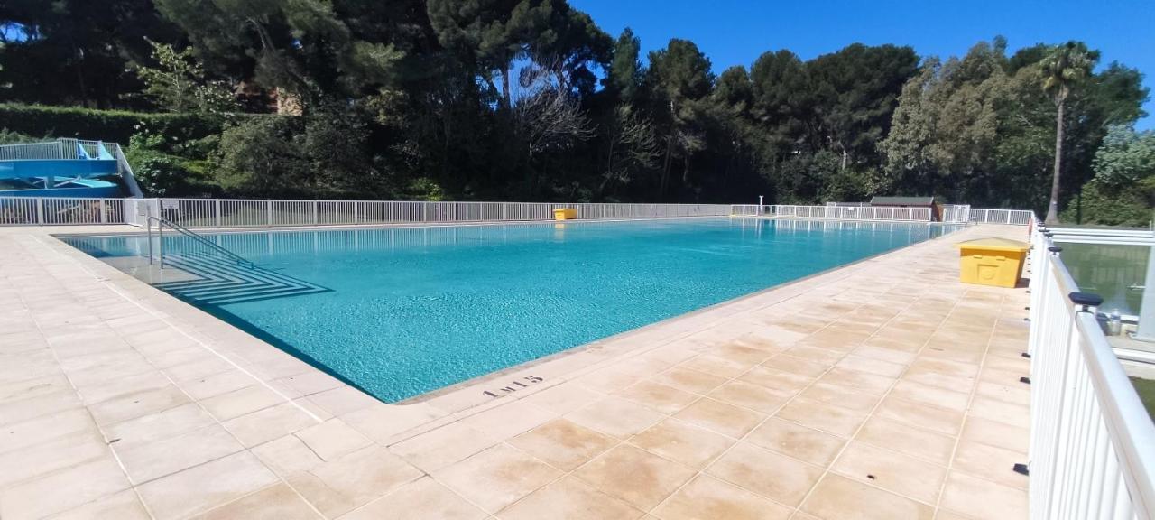 Bel Appartement Avec Piscine Proche Des Plages シス・フール・レ・プラージュ エクステリア 写真